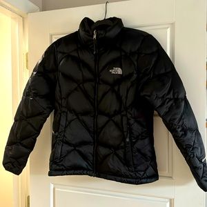 North Face 550 Puffer Black Medium